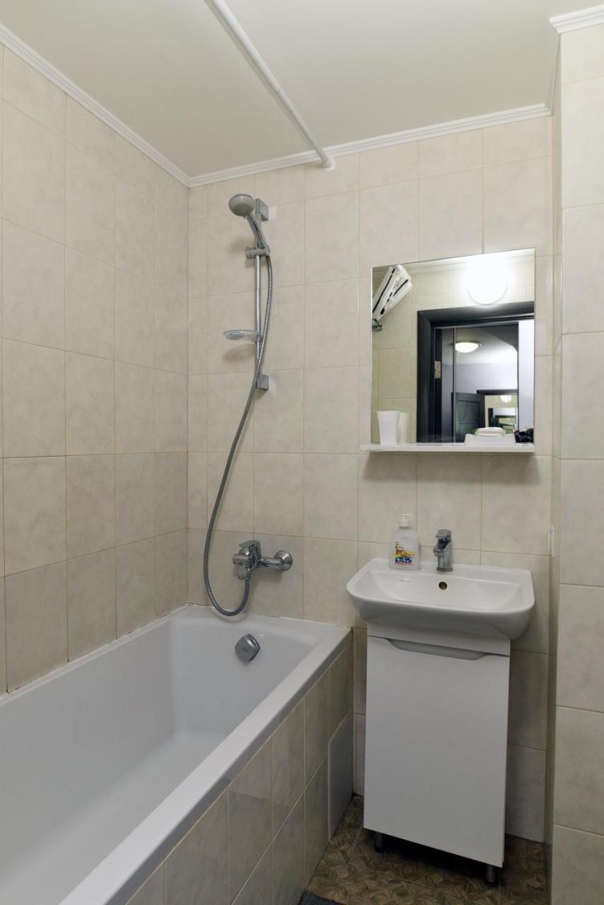 קייב Apartament On Vasylia Lypkivskoho 24 מראה חיצוני תמונה