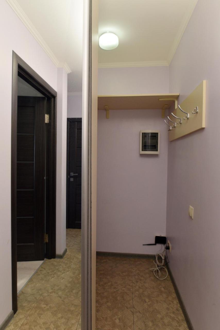 קייב Apartament On Vasylia Lypkivskoho 24 מראה חיצוני תמונה