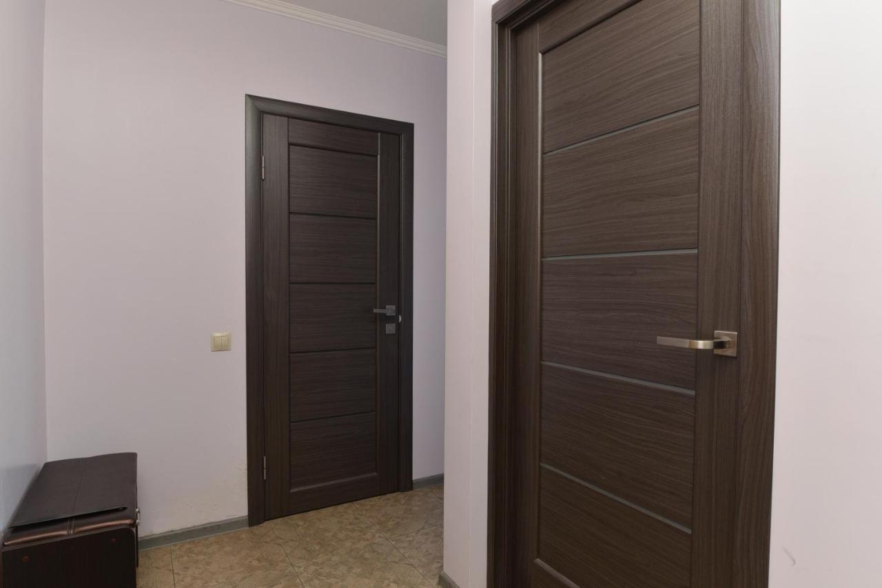 קייב Apartament On Vasylia Lypkivskoho 24 מראה חיצוני תמונה